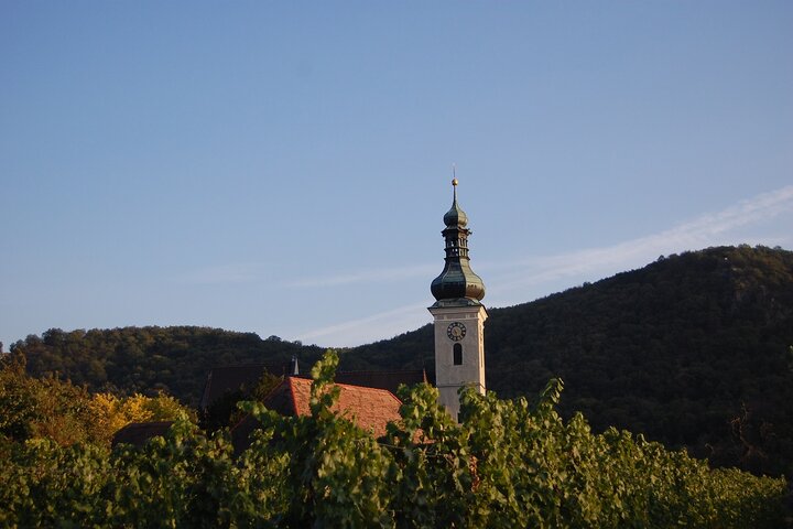 Kirche Unterloiben / Parish church Loiben (c) Schwarz